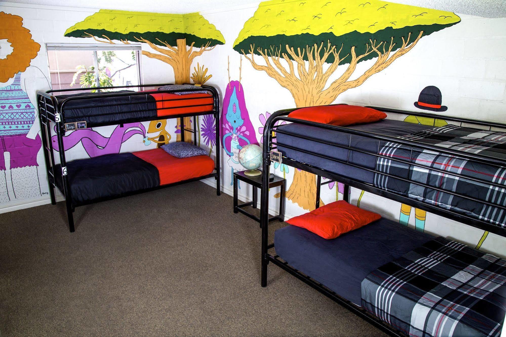 Drifter Jack'S Hostel ออสติน ภายนอก รูปภาพ